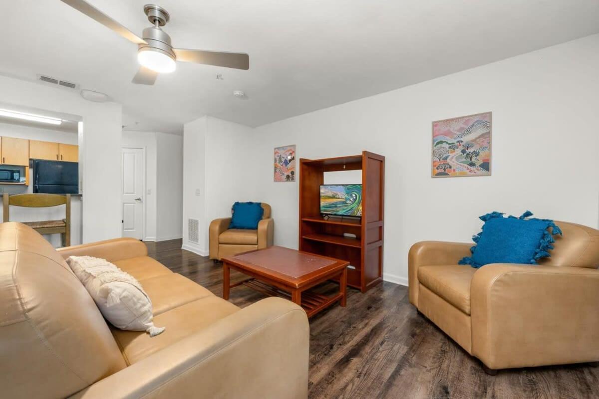 Budget Friendly Sleeps 8 Discounts Available Tampa Exterior photo