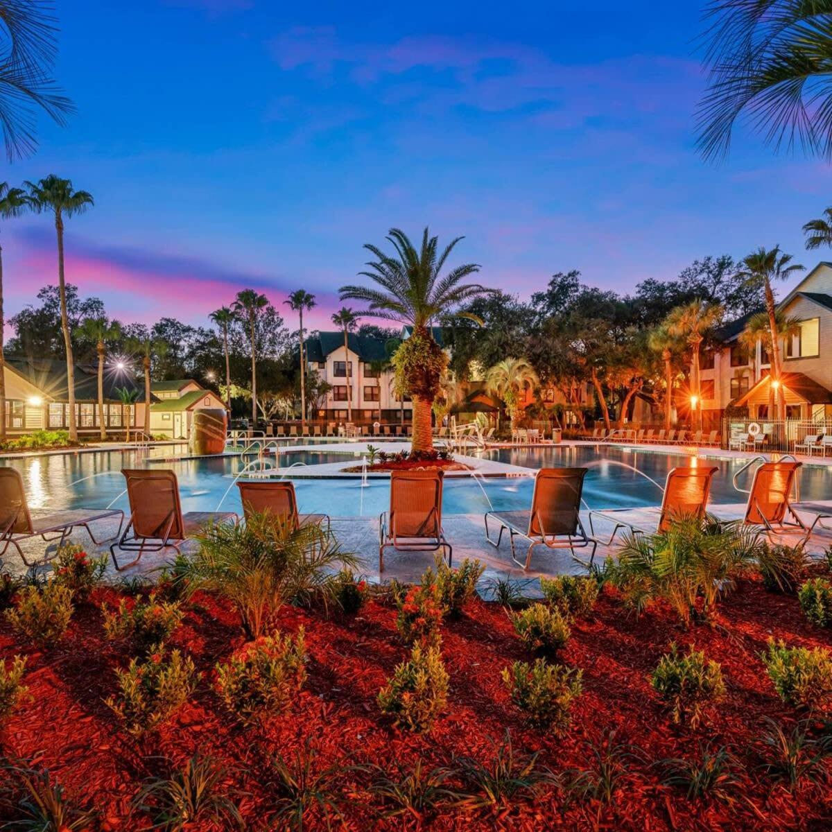 Budget Friendly Sleeps 8 Discounts Available Tampa Exterior photo